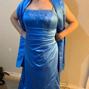 This amazing most formal blue dress.